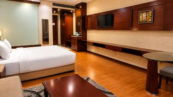Deluxe Room, 1 Double Bed, City View | Minibar, desk, laptop workspace, blackout drapes