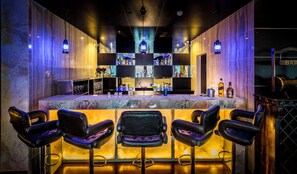 Bar (on property) - Golden Tulip Jaipur Kukas (Amer)