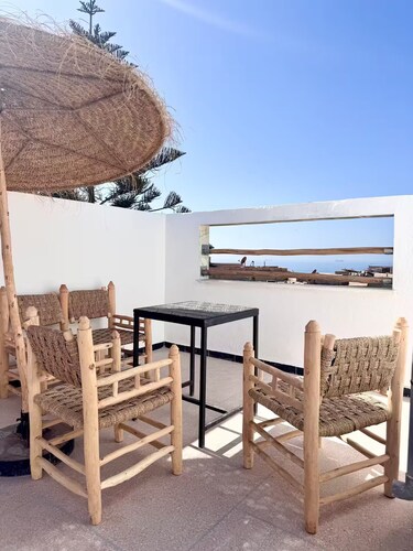 House with sea view - Anza Beach