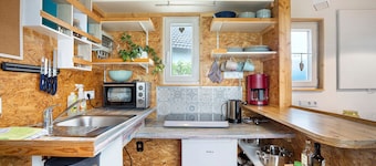 Tiny Home “Lara” with Mountain View, Private Garden and Wi-Fi