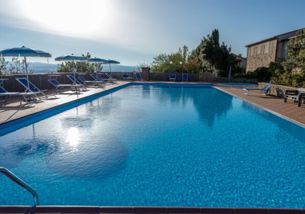 Pool - Apartment '15' with Shared Pool, Shared Garden and Air Conditioning (Lajatico)