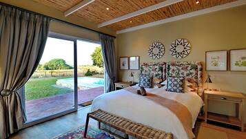 Classic Villa, Patio, Garden View | Pemandangan taman