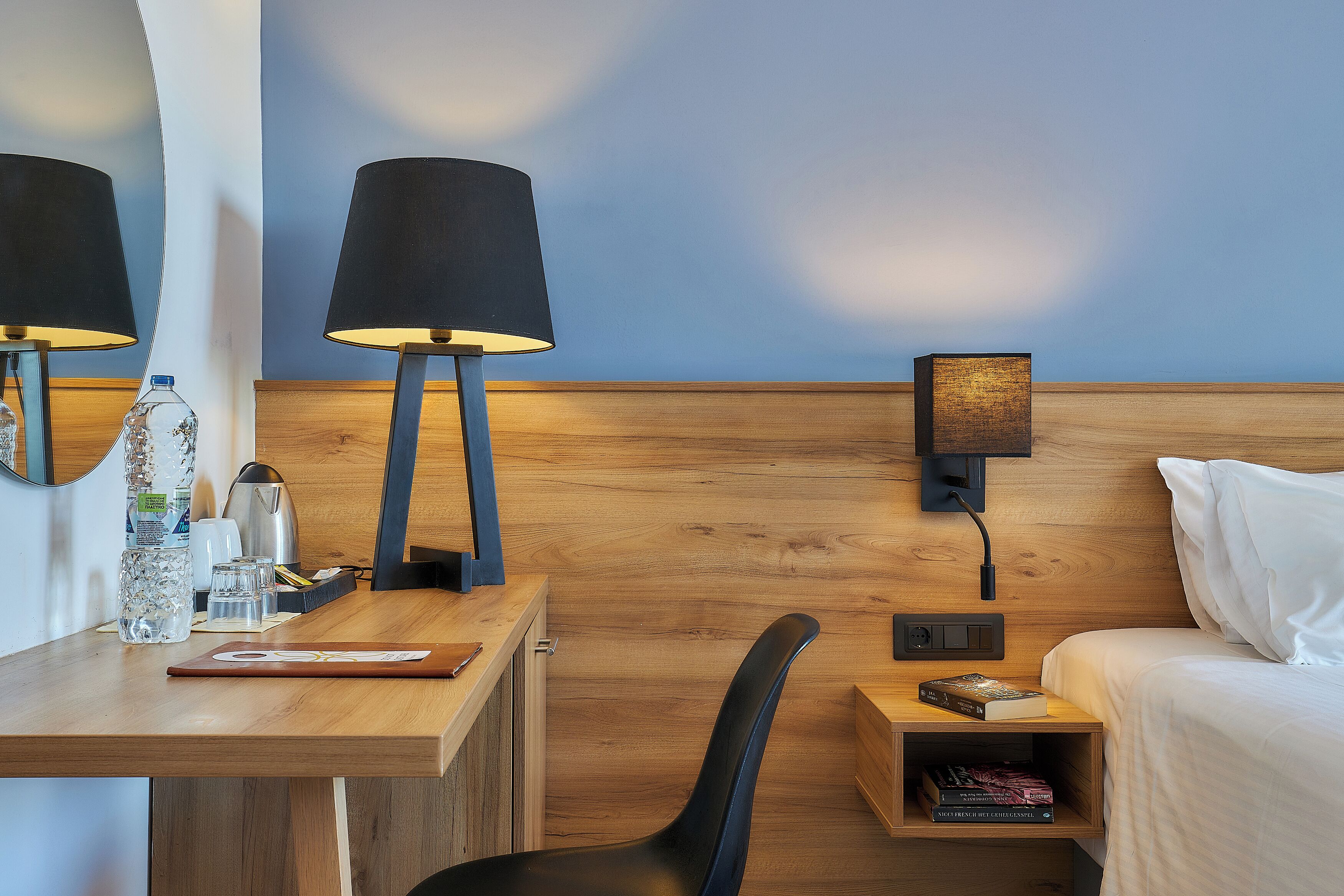 Coffres-forts dans les chambres, Wi-Fi gratuit, draps fournis