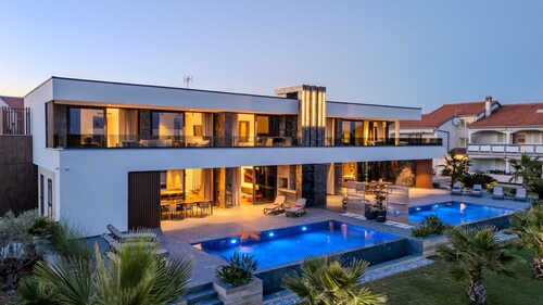 Suva Punta Elite by Villas Guide