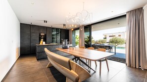 Dining - Suva Punta Luxe by Villas Guide (Vir)