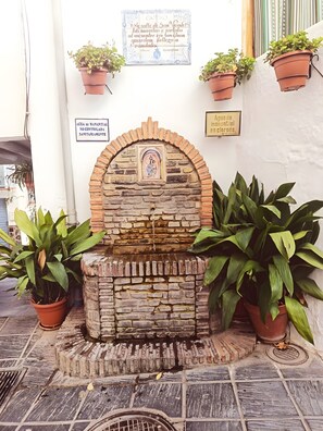 Exterior detail - Sierra Nevada Studio with Mountain Views, Wi-Fi, and Air Conditioning (Güejar Sierra)