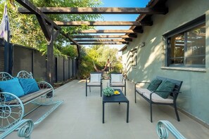 Terrace/patio - MAMAD - Tranquil Galilee Retreat by Sea N' Rent (Merom HaGalil)