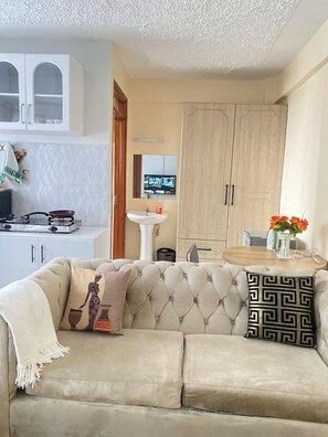 32-inch Smart TV with digital channels