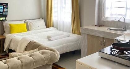 Lucky House Studios Nanyuki