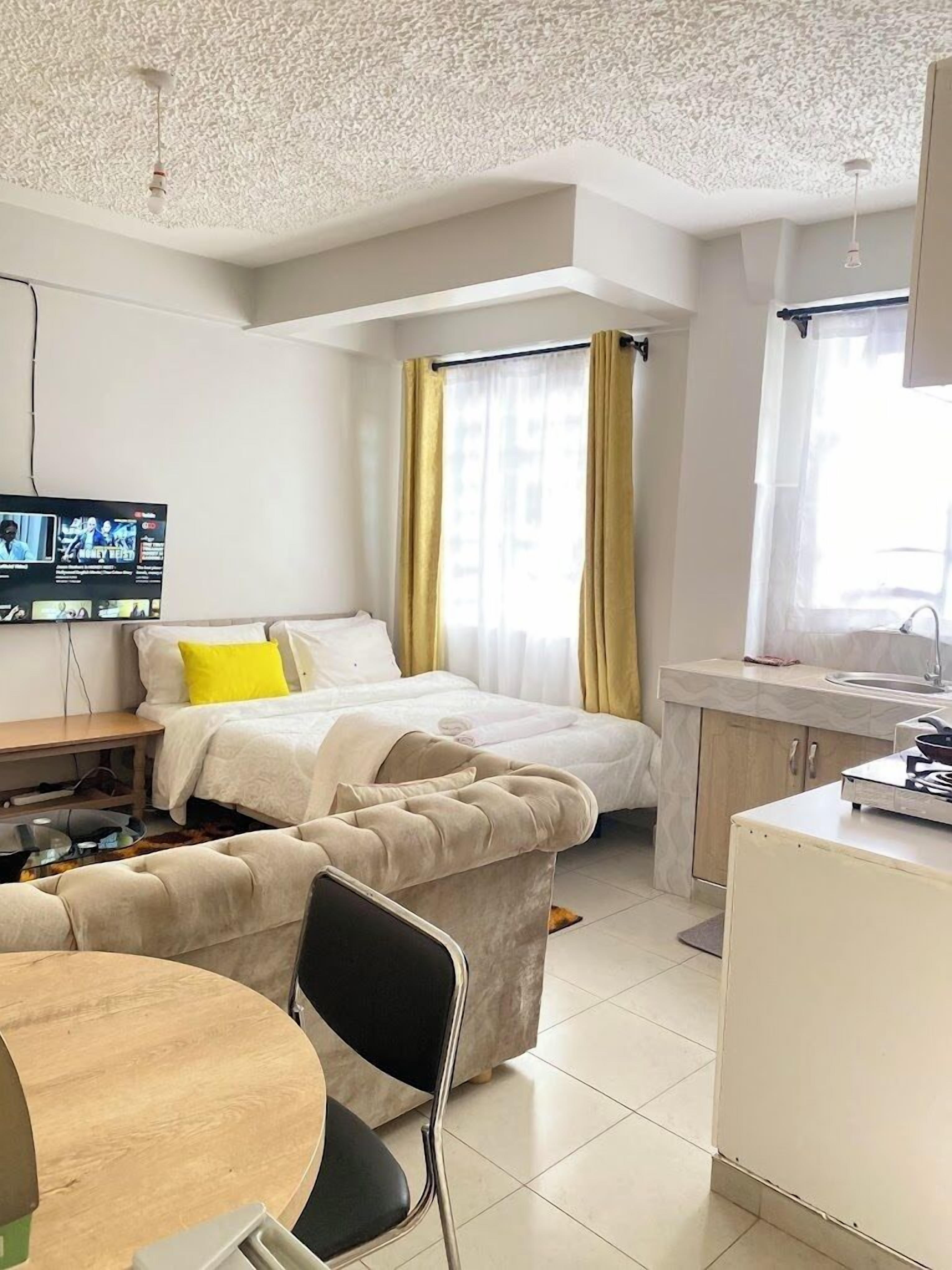 Estudio clásico | Área de sala de estar | Smart TV de 32 pulgadas con canales digitales 