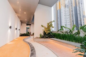 Property grounds - Delightful Trizen 1-bedroom apartment with AC in Colombo 02 (Colombo 02)