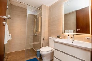 Bathroom - Delightful Trizen 1-bedroom apartment with AC in Colombo 02 (Colombo 02)
