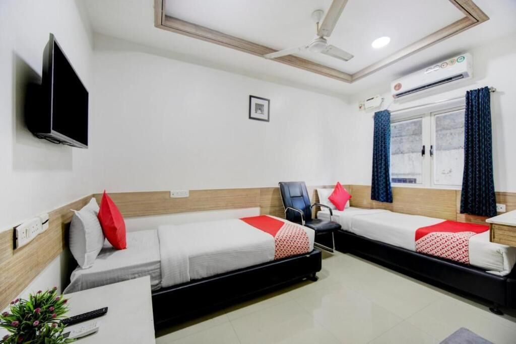 In-room safe, soundproofing, free WiFi