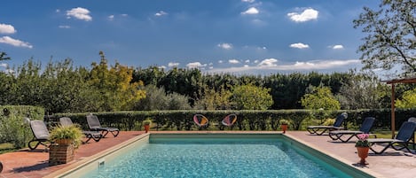 Piscina stagionale all'aperto