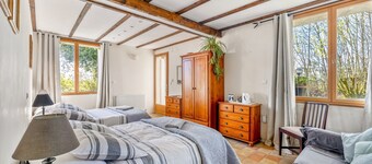 Chambre d'hôtes « Chambre Pissaro » avec piscine partagée, terrasse privée et Wi-Fi