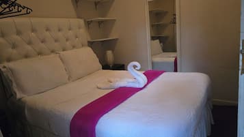 Room, 1 Bedroom, Smoking | 1 bedroom