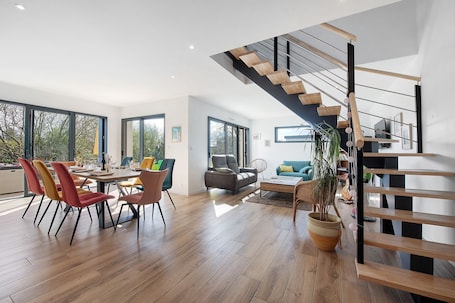 内装. Newly Built House for Rent!