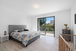 Iron/ironing board, WiFi, bed sheets - Newly Built House for Rent! (Plouescat)