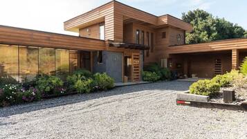 4 bedrooms, Internet