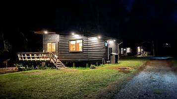 جناح | 2 عدّة غرف نوم وخدمة الإنترنت