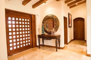 6 عدّة غرف نوم