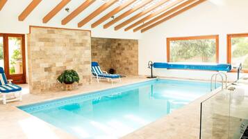 House | 6 bedrooms, Internet