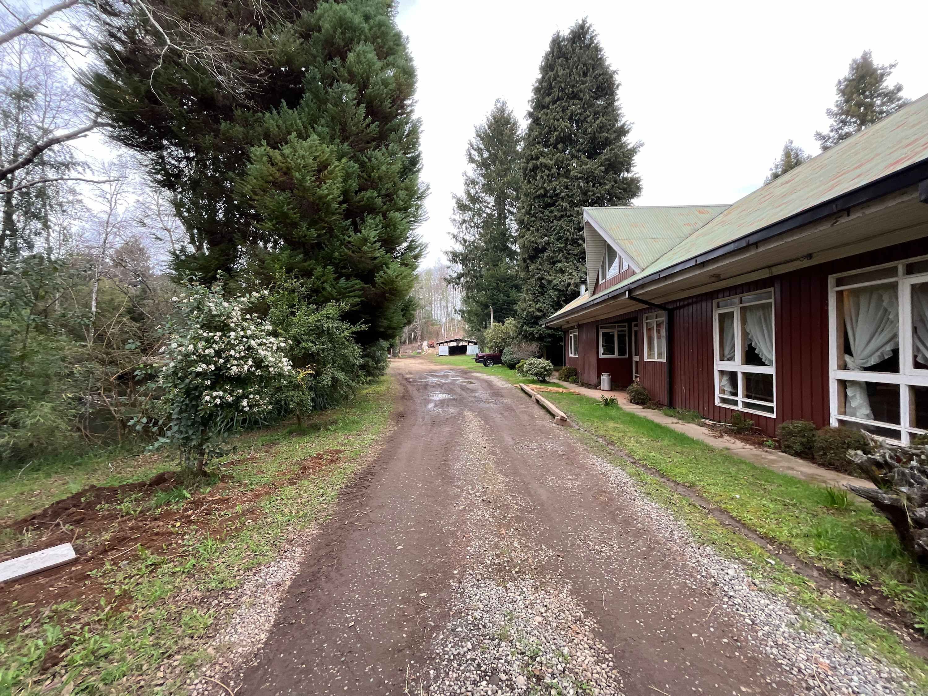 2 عدّة غرف نوم وخدمة الإنترنت