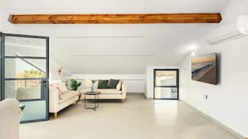 Apartment, Mountain View | Ruang tamu