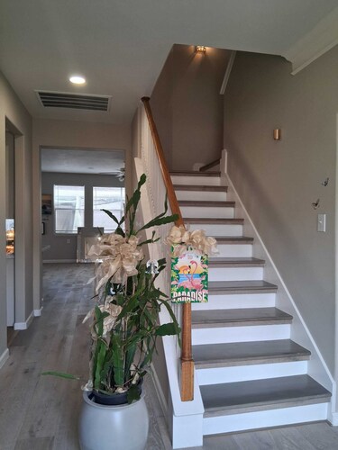 5-bedroom house  in charming Sugarland Tx