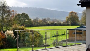 Property grounds - Yonder Castle Hill (Harley)