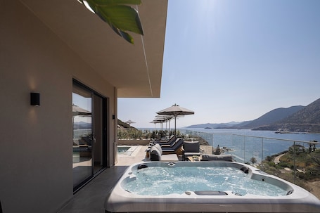 Deluxe Villa, Sea View | View from room