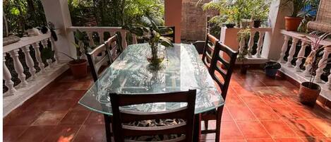 基本雙人房 | 起居區