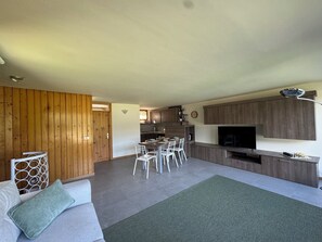 Fernseher