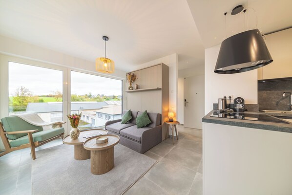 Economy Apartment, Balcony | Living area