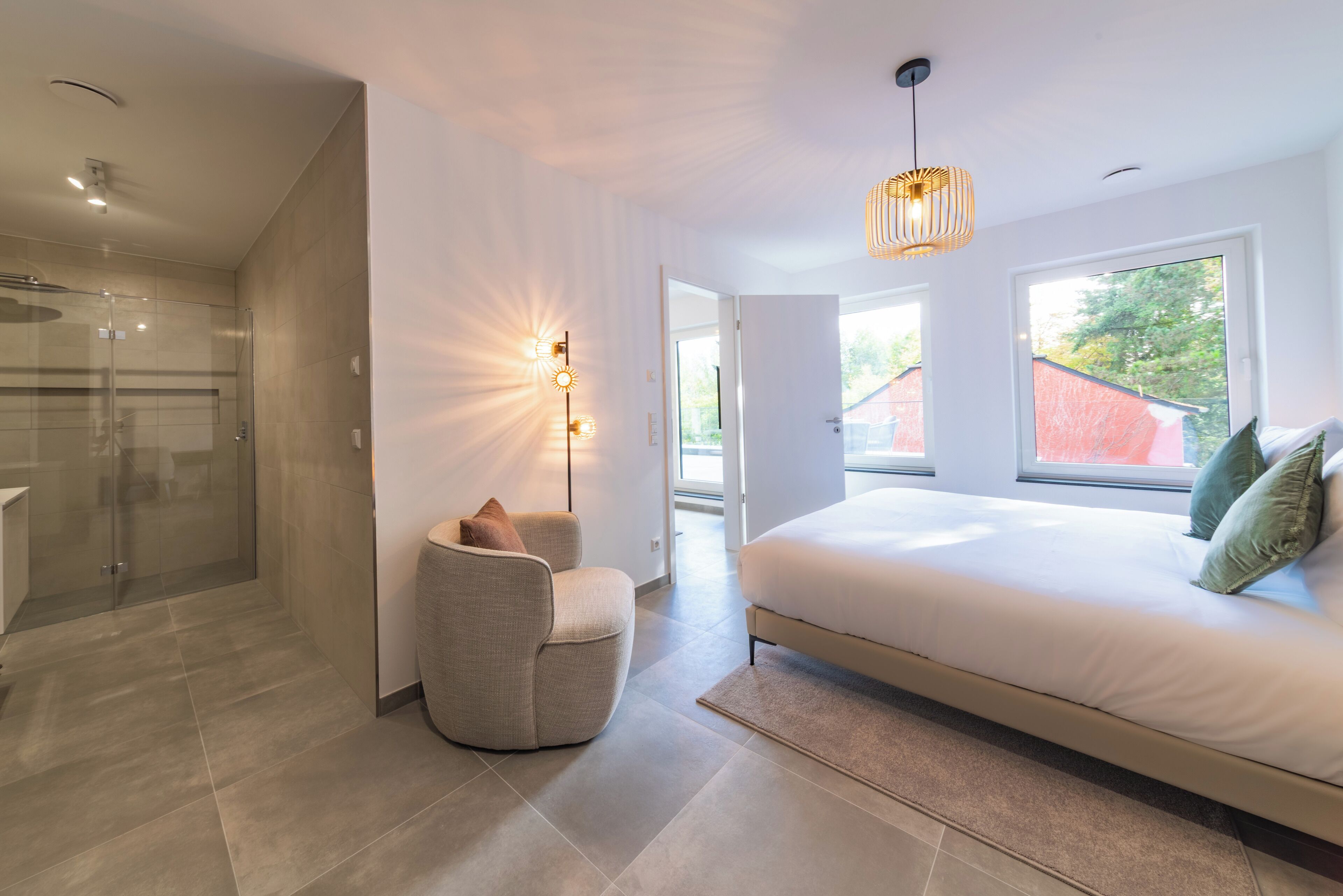 Comfort-Apartment, Balkon, Gartenblick | Schreibtisch, laptopgeeigneter Arbeitsplatz, kostenloses WLAN