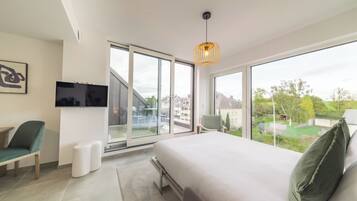 Appartamento Economy, balcone | Una scrivania, postazione laptop, Wi-Fi gratuito