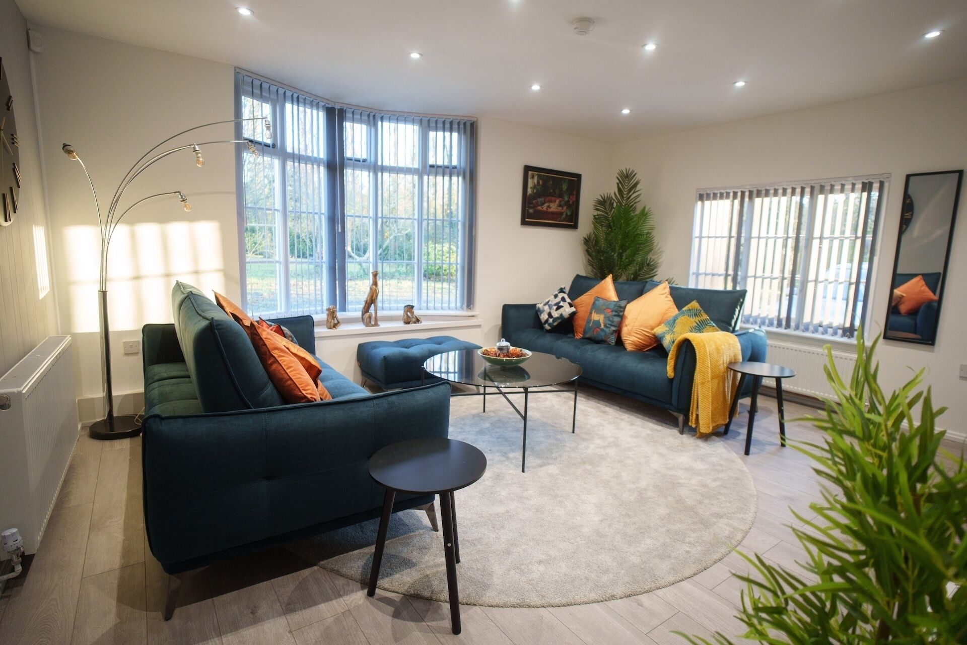 Smart-TV, Kamin, Videospiele