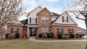 Exterior - Spacious Family Home | 4BR | Fenced Yard | WR (Warner Robins)