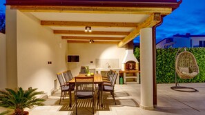 Outdoor dining - Villa Nata by Villas Guide (Pula)