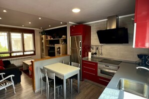 Private kitchen - 3 bedroom house in Niembro (Llanes)