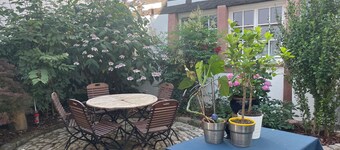 Large, comfortable half-timbered house with courtyard in the heart of Wissembourg