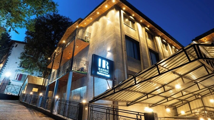 Lawrence Solitaire Resort Nainital