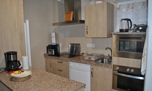 Private kitchen - Country House 'Romo 2' with Mountain View, Wi-Fi and Air Conditioning (Rute)