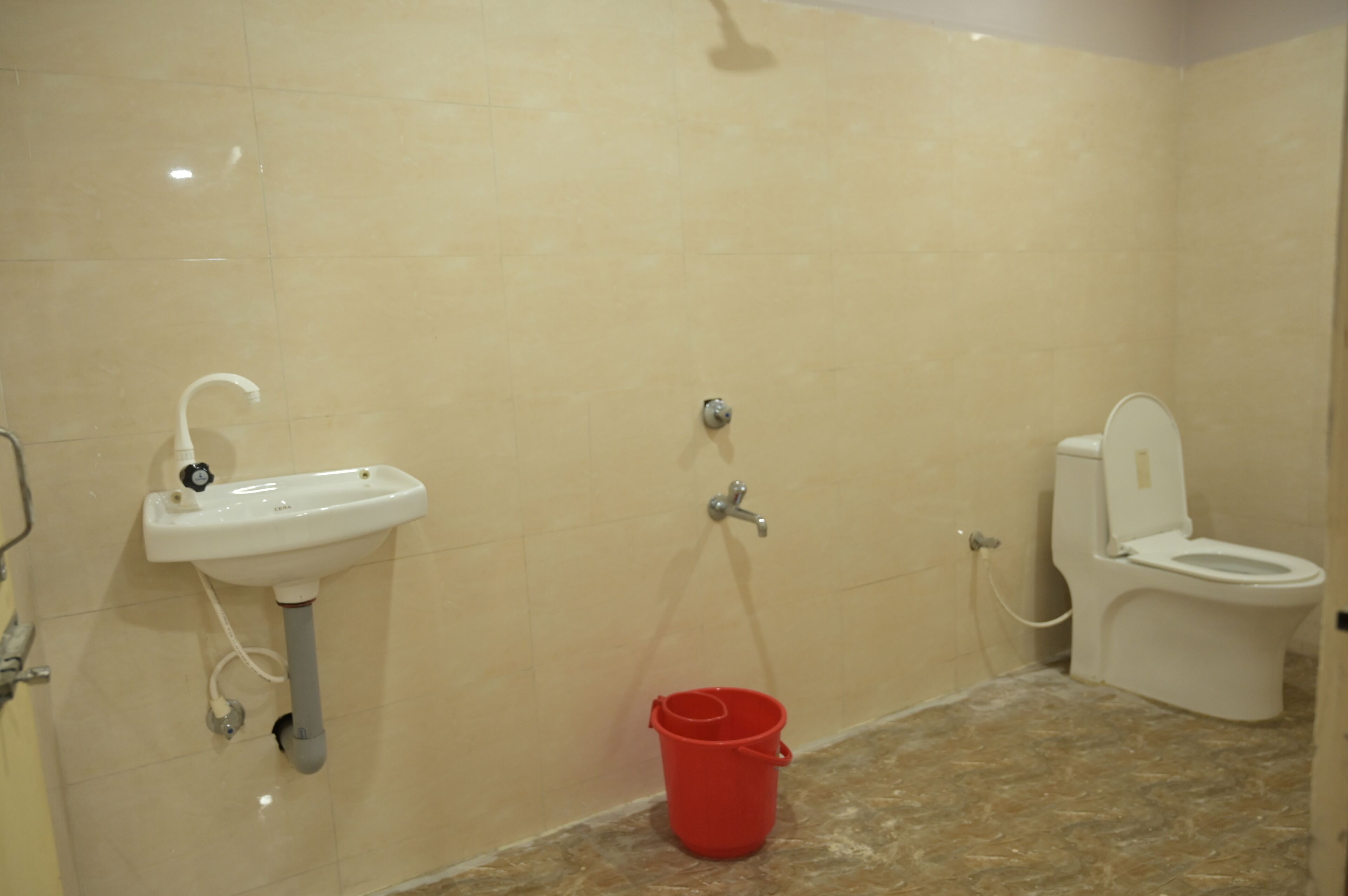 Deluxe Room, City View | Bathroom | Shower