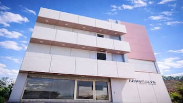 Entrada al alojamiento