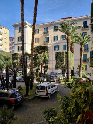 Exterior - Dopica Suite LT di C. Marotta (Naples)