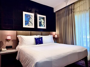 In-room safe, desk, soundproofing, free WiFi