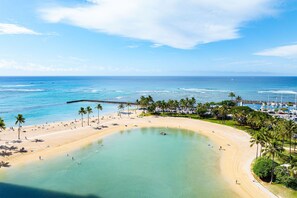 On the beach - 2BR OceanView @ Hilton Resort Lagoon Tower (Honolulu)