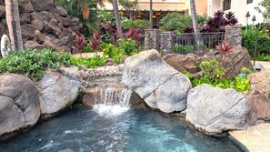 Property grounds - 2BR OceanView @ Hilton Resort Lagoon Tower (Honolulu)