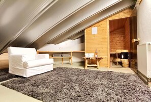 Interior - Penthouse Marina (private sauna & river view) (Lübeck)